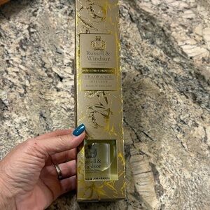 Russell & Windsor Fragrance reed Diffuser made in England Rose gold & Amaranth